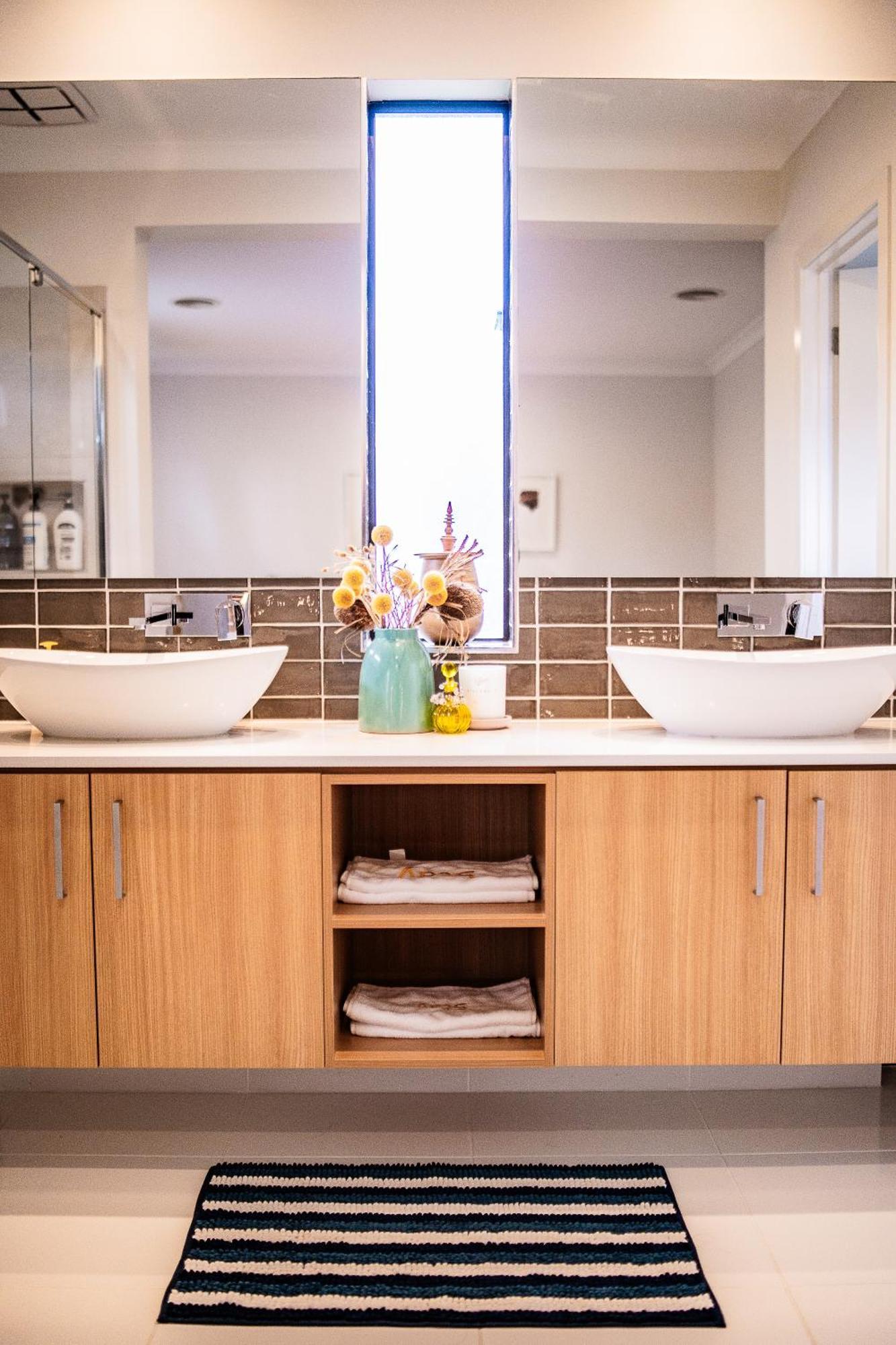 Stayau 4Br Designer Home In Knox Wantirna South Ngoại thất bức ảnh